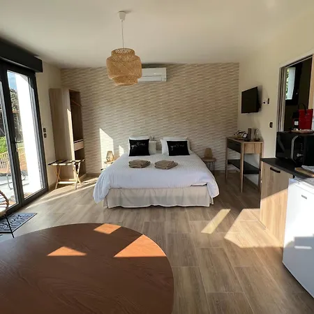 L'Atelier Des Reves Apartment Morizes Exterior photo
